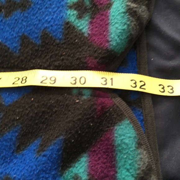 Nordic Fleece
zipperedNavy Blue purple green gray
Size L 2 Zip Side Pockets - Picture 4 of 13